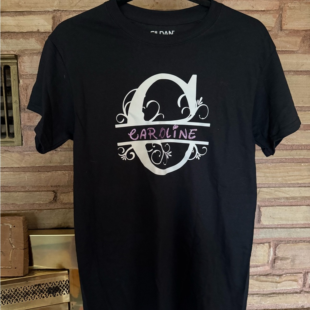 Gildan Black Graphic T-Shirt